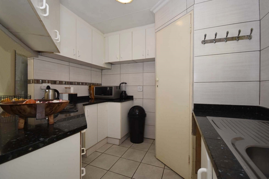 2 Bedroom Property for Sale in Sonneglans Gauteng