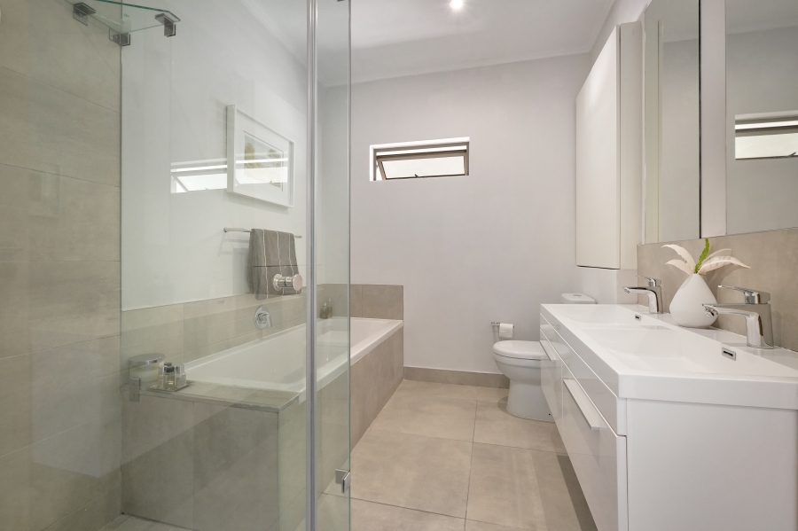 To Let 3 Bedroom Property for Rent in Bryanston Gauteng