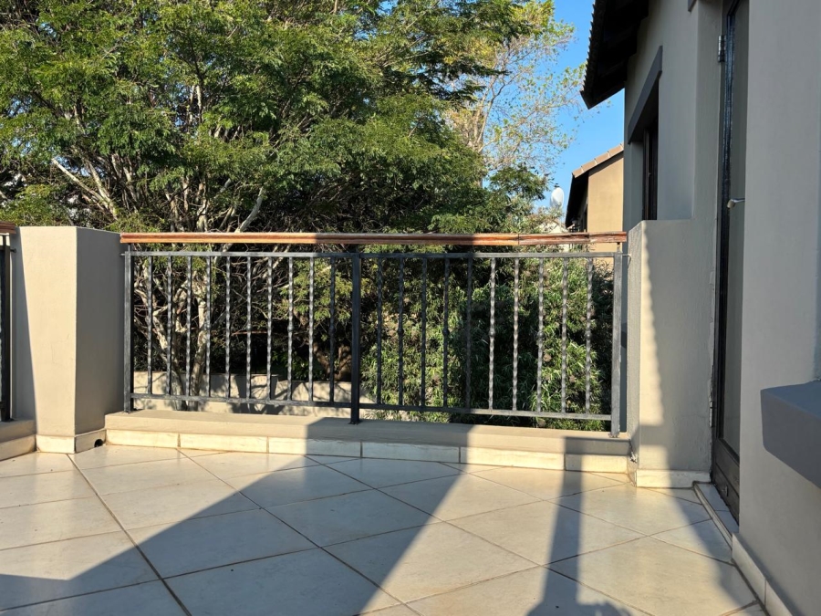 To Let 2 Bedroom Property for Rent in Olympus AH Gauteng
