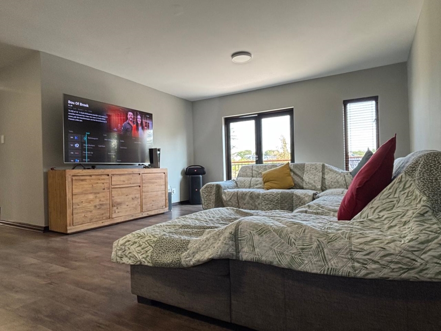 To Let 2 Bedroom Property for Rent in Olympus AH Gauteng