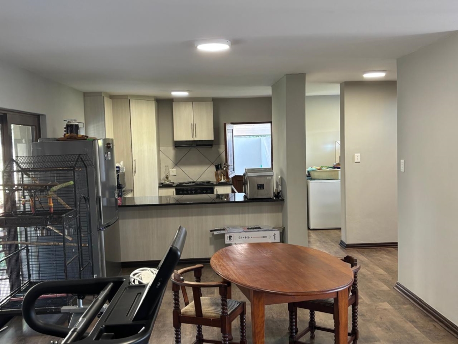 To Let 2 Bedroom Property for Rent in Olympus AH Gauteng