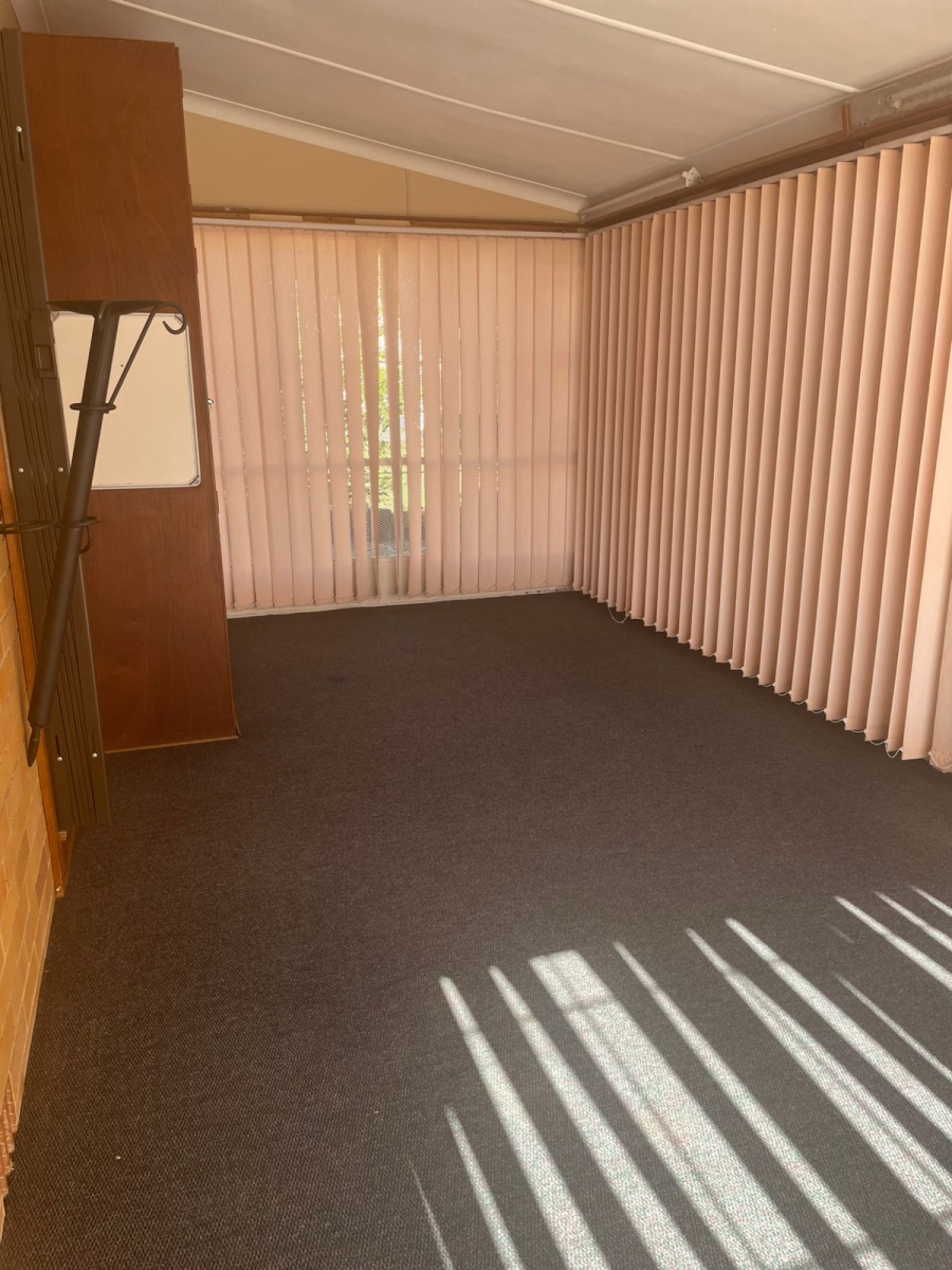 3 Bedroom Property for Sale in Wentworth Park Gauteng