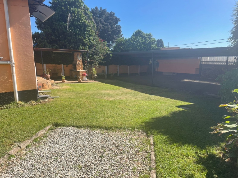 3 Bedroom Property for Sale in Wentworth Park Gauteng