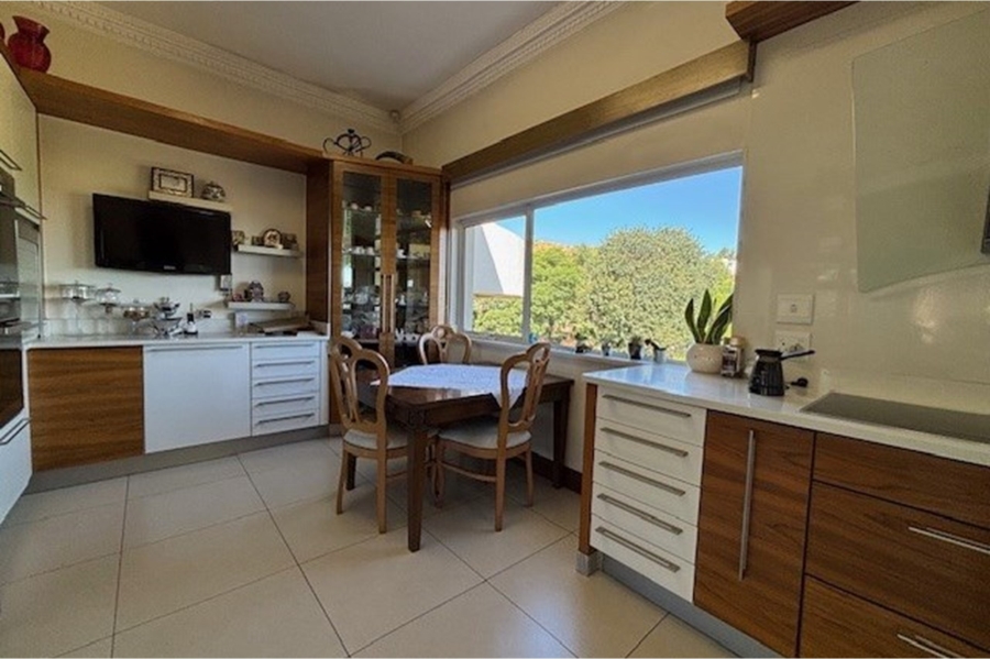 4 Bedroom Property for Sale in Bedfordview Gauteng