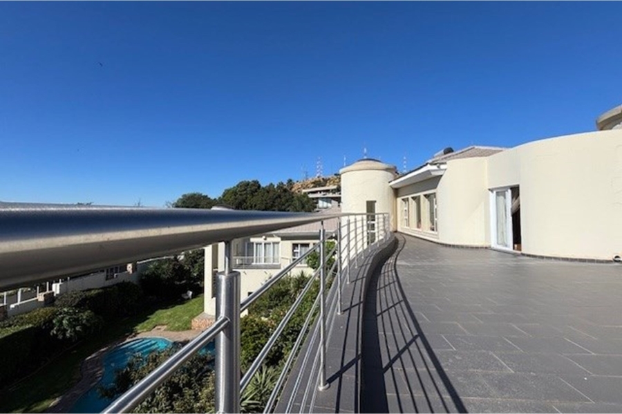 4 Bedroom Property for Sale in Bedfordview Gauteng