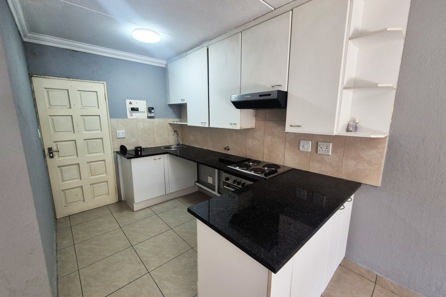 2 Bedroom Property for Sale in Douglasdale Gauteng