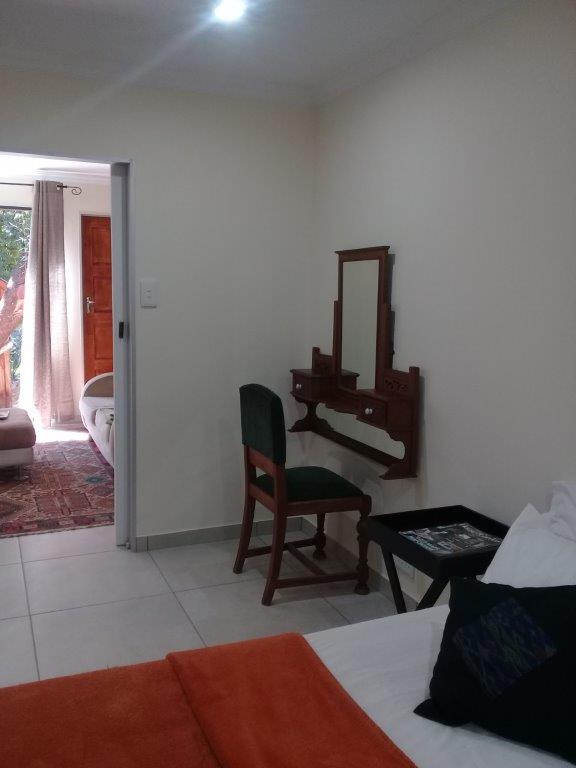 To Let 1 Bedroom Property for Rent in Linden Gauteng