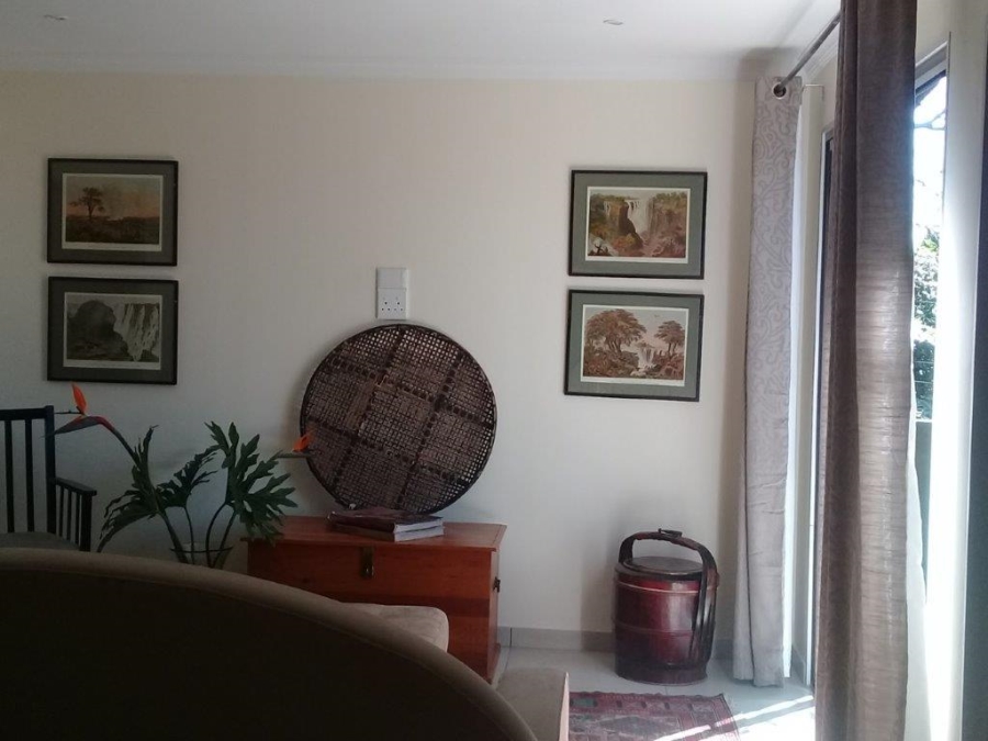 To Let 1 Bedroom Property for Rent in Linden Gauteng