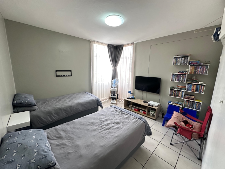 2 Bedroom Property for Sale in Wonderboom South Gauteng