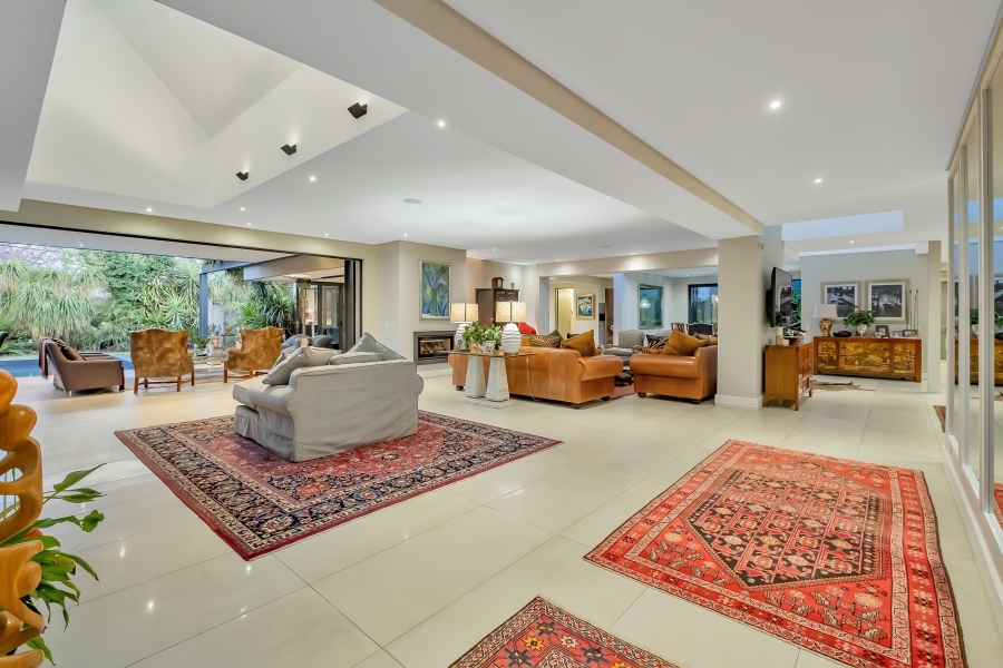 To Let 3 Bedroom Property for Rent in Illovo Gauteng