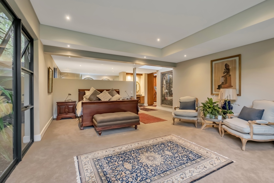 To Let 3 Bedroom Property for Rent in Illovo Gauteng