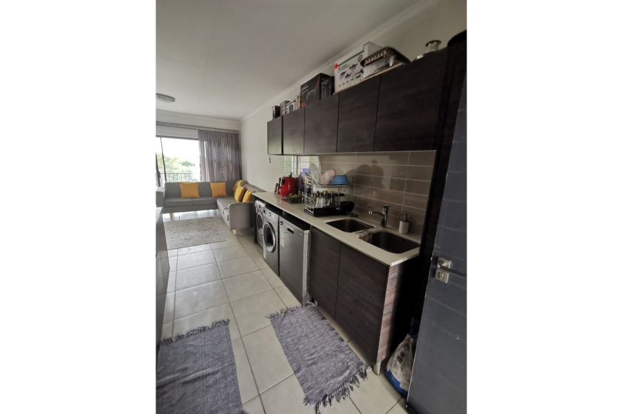 1 Bedroom Property for Sale in Olivedale Gauteng