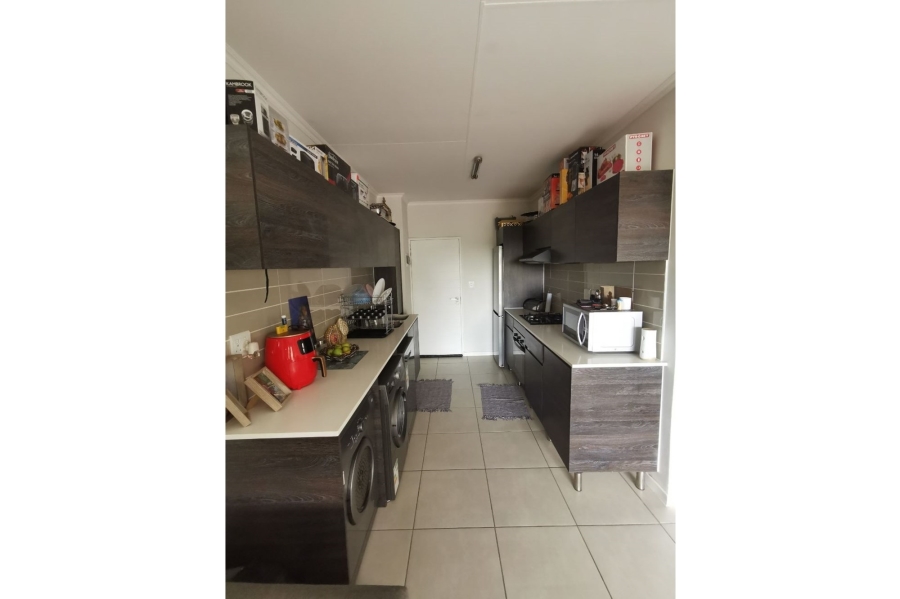 1 Bedroom Property for Sale in Olivedale Gauteng