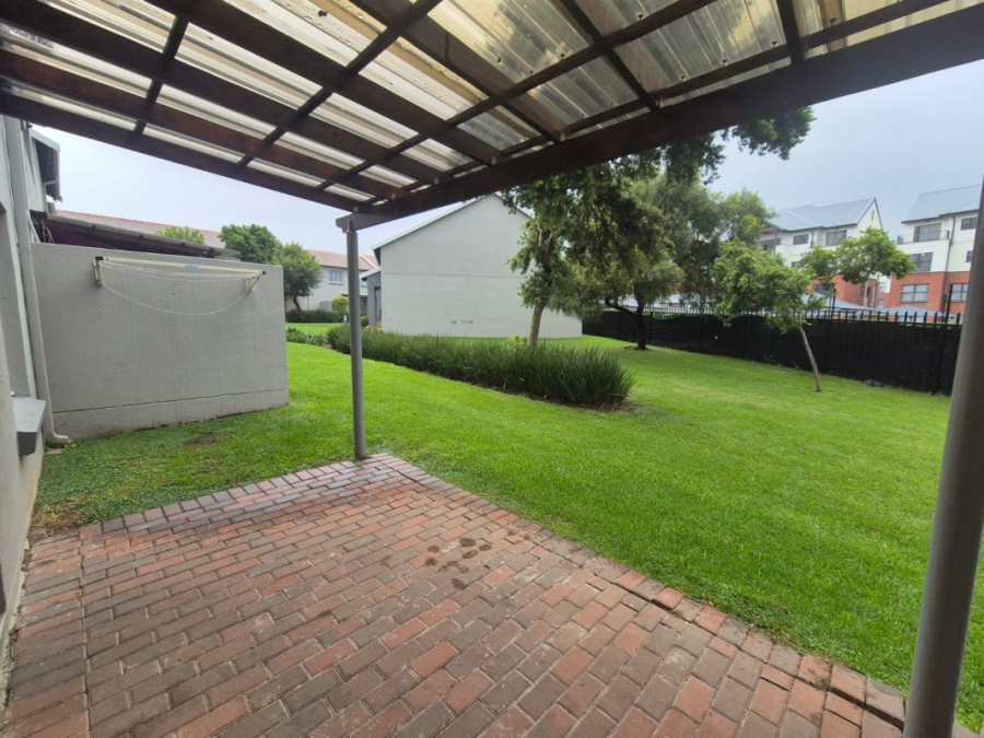 3 Bedroom Property for Sale in Greenstone Hill Gauteng
