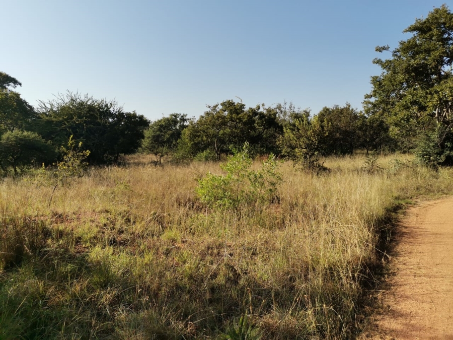6 Bedroom Property for Sale in Lusthof Gauteng