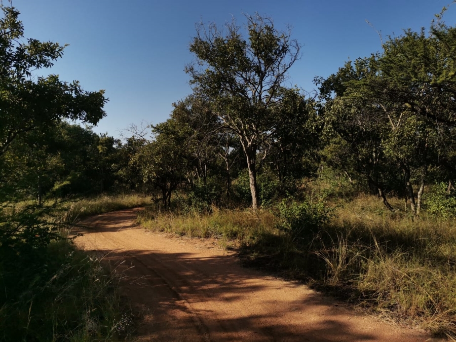 6 Bedroom Property for Sale in Lusthof Gauteng