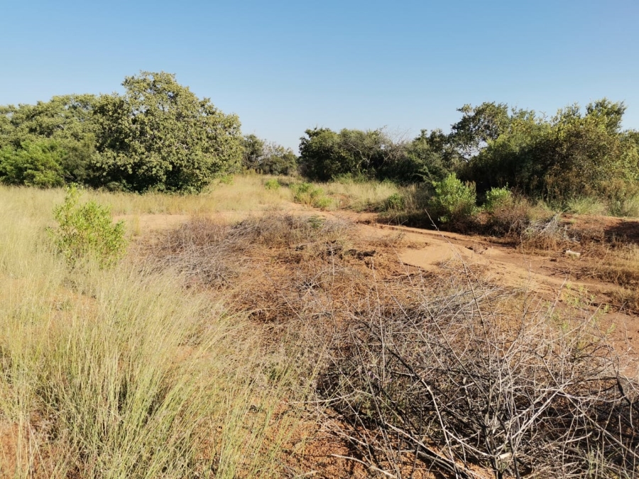 6 Bedroom Property for Sale in Lusthof Gauteng