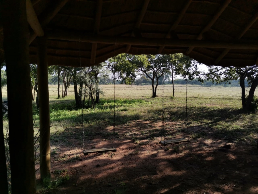 6 Bedroom Property for Sale in Lusthof Gauteng