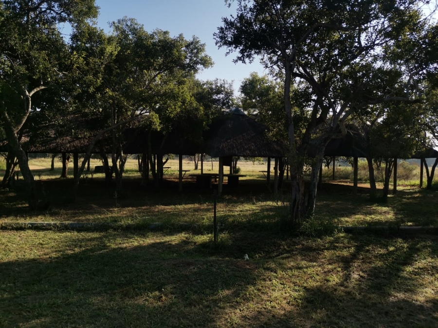 6 Bedroom Property for Sale in Lusthof Gauteng