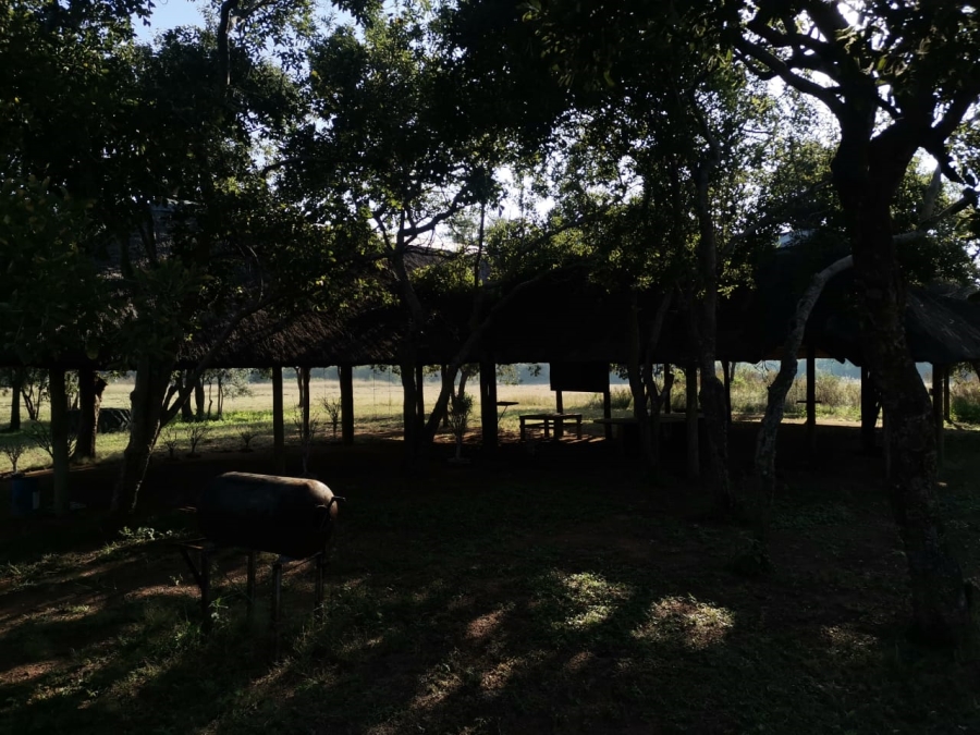 6 Bedroom Property for Sale in Lusthof Gauteng