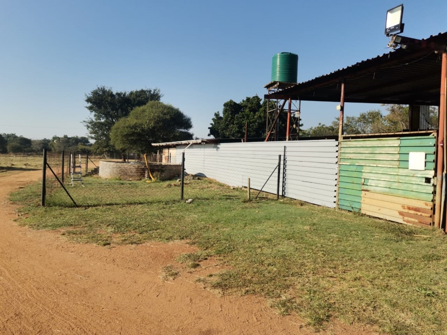 6 Bedroom Property for Sale in Lusthof Gauteng