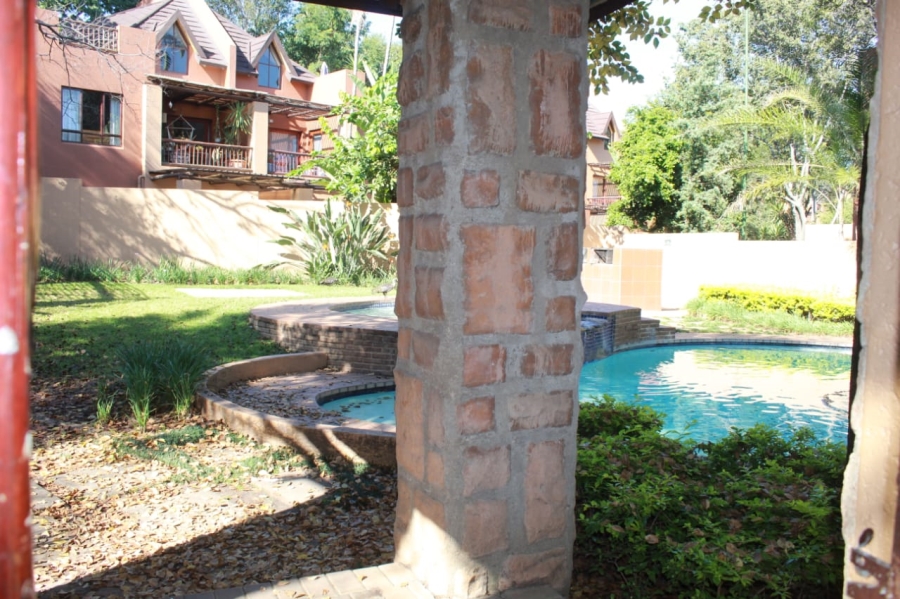 2 Bedroom Property for Sale in Douglasdale Gauteng