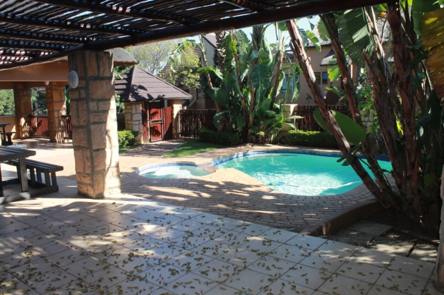 2 Bedroom Property for Sale in Douglasdale Gauteng