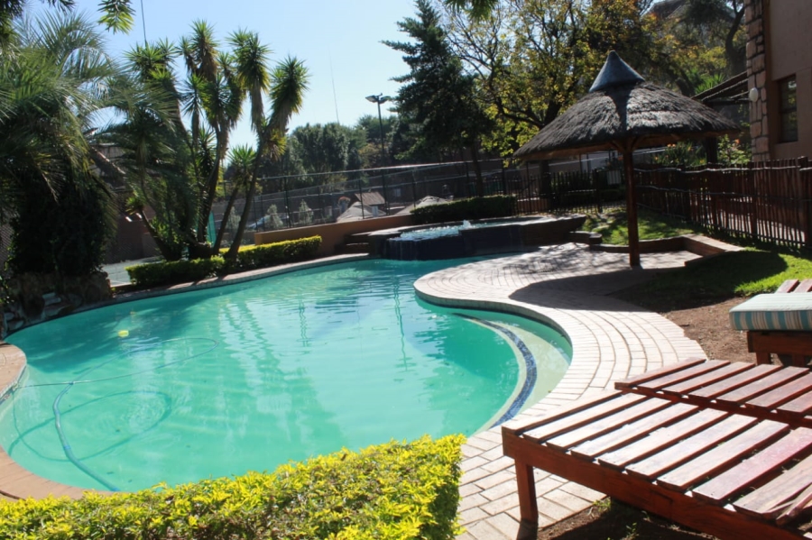 2 Bedroom Property for Sale in Douglasdale Gauteng