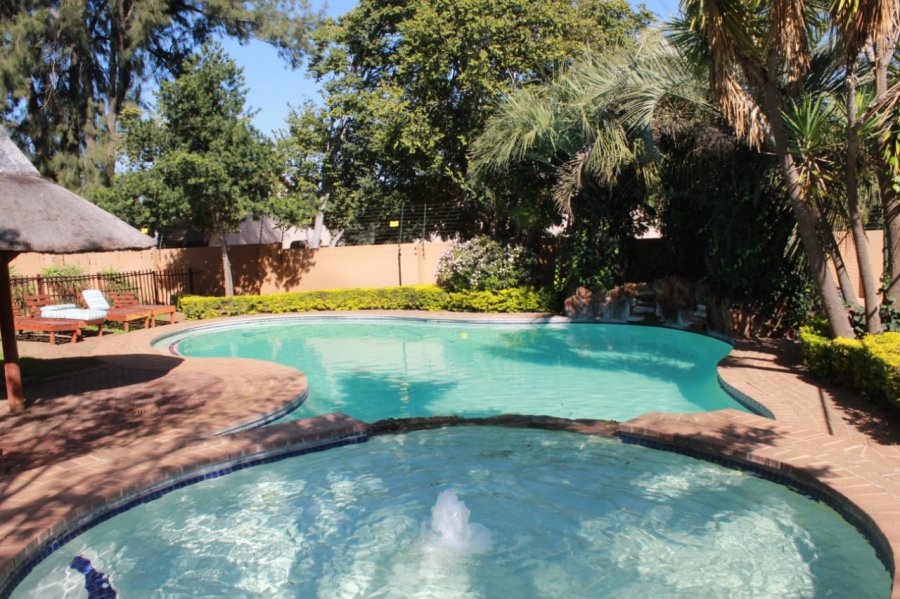 2 Bedroom Property for Sale in Douglasdale Gauteng