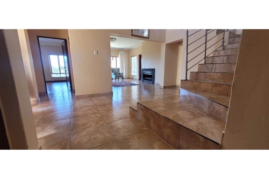 To Let 5 Bedroom Property for Rent in Carlswald North Estate Gauteng