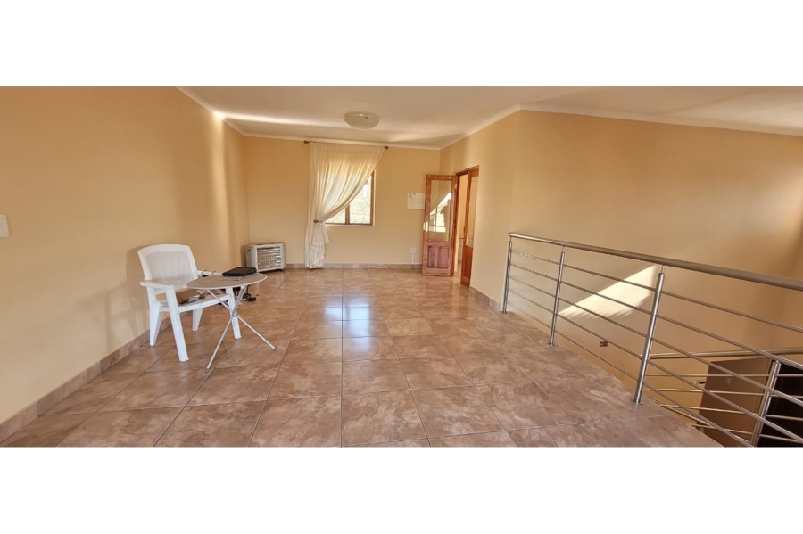 To Let 5 Bedroom Property for Rent in Carlswald North Estate Gauteng