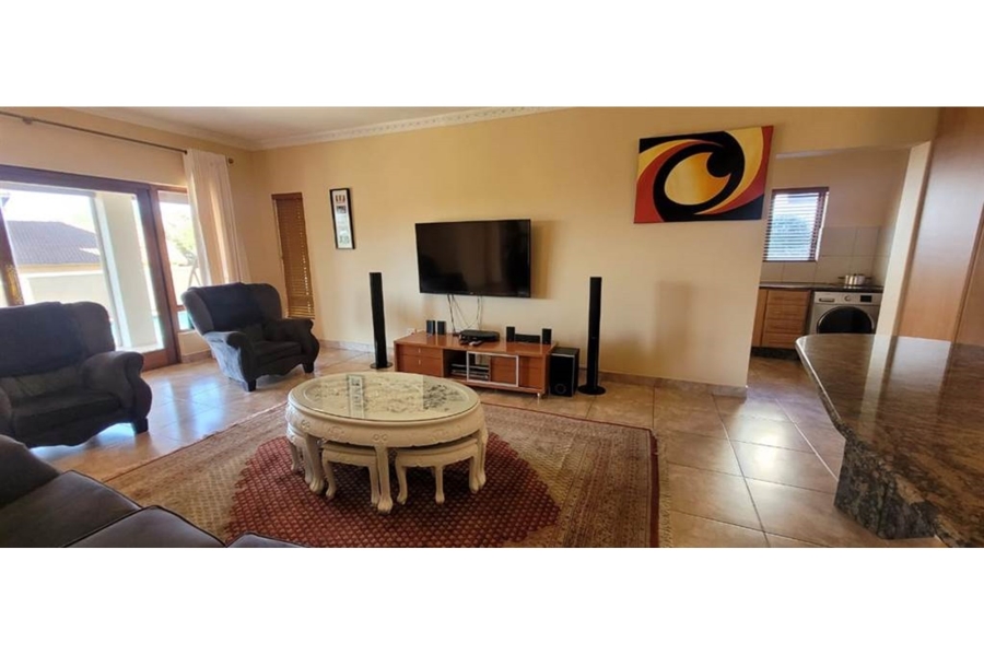 To Let 5 Bedroom Property for Rent in Carlswald North Estate Gauteng