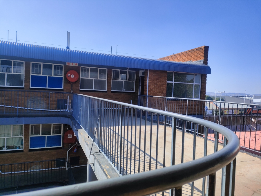 2 Bedroom Property for Sale in Silverton Gauteng