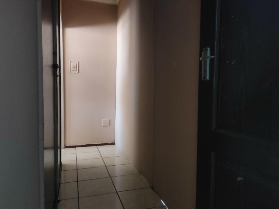 2 Bedroom Property for Sale in Silverton Gauteng