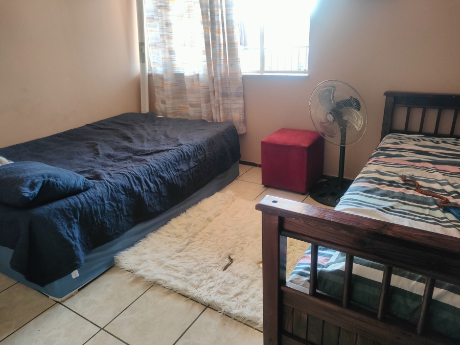 2 Bedroom Property for Sale in Silverton Gauteng