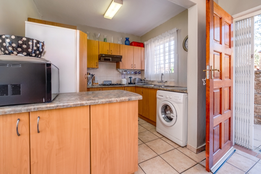 3 Bedroom Property for Sale in Honeydew Manor Gauteng