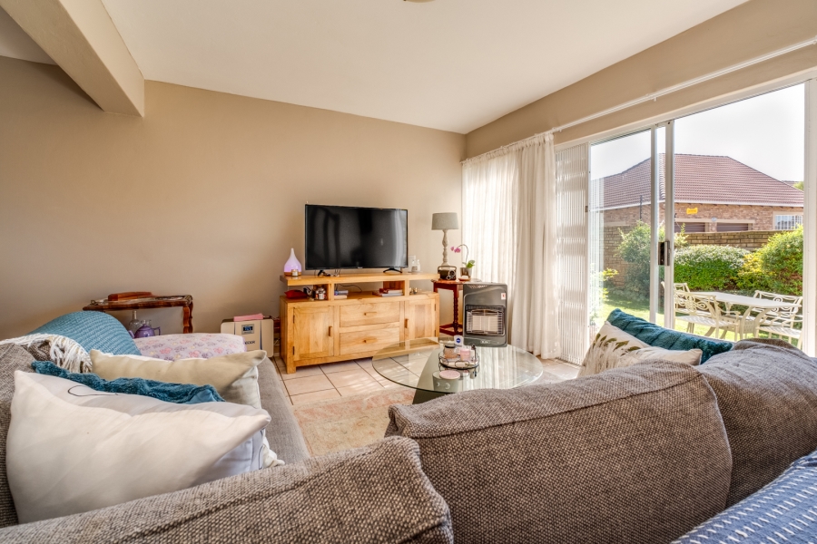3 Bedroom Property for Sale in Honeydew Manor Gauteng