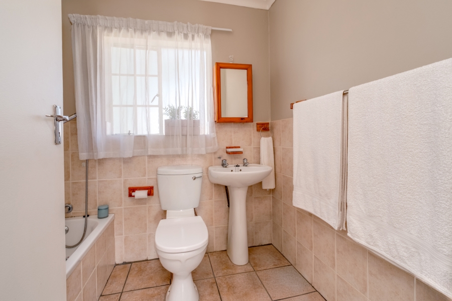 3 Bedroom Property for Sale in Honeydew Manor Gauteng