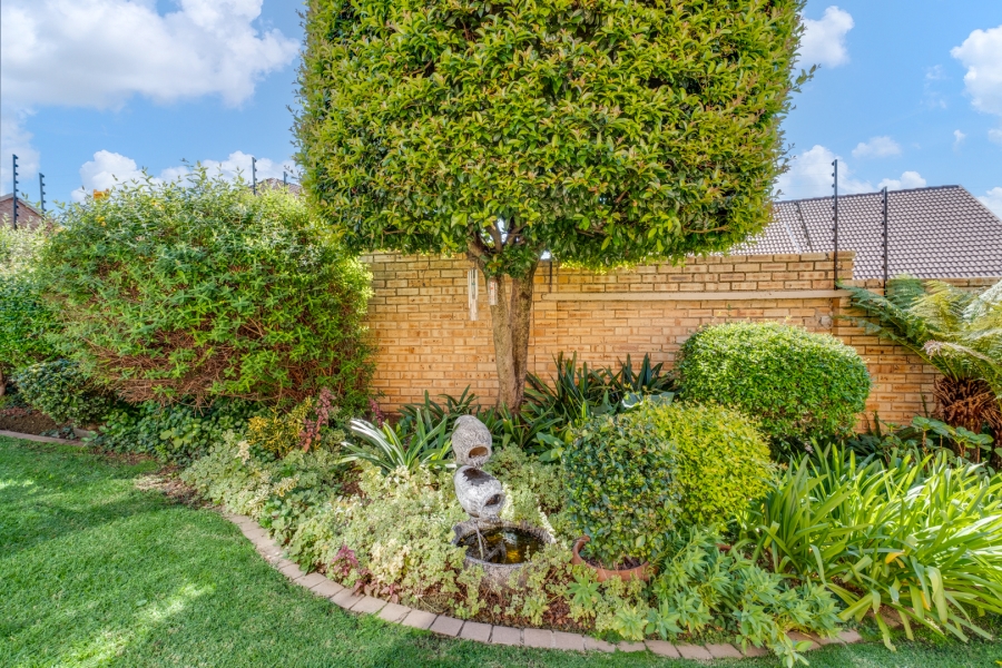 3 Bedroom Property for Sale in Honeydew Manor Gauteng