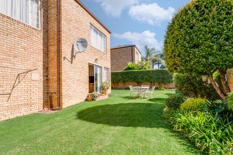 3 Bedroom Property for Sale in Honeydew Manor Gauteng
