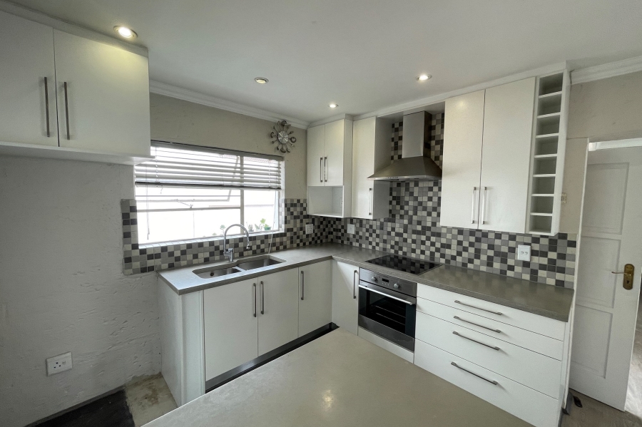 To Let 3 Bedroom Property for Rent in Sunninghill Gauteng