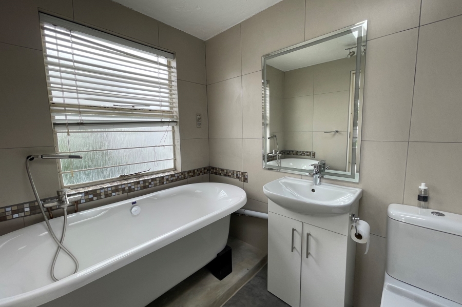 To Let 3 Bedroom Property for Rent in Sunninghill Gauteng
