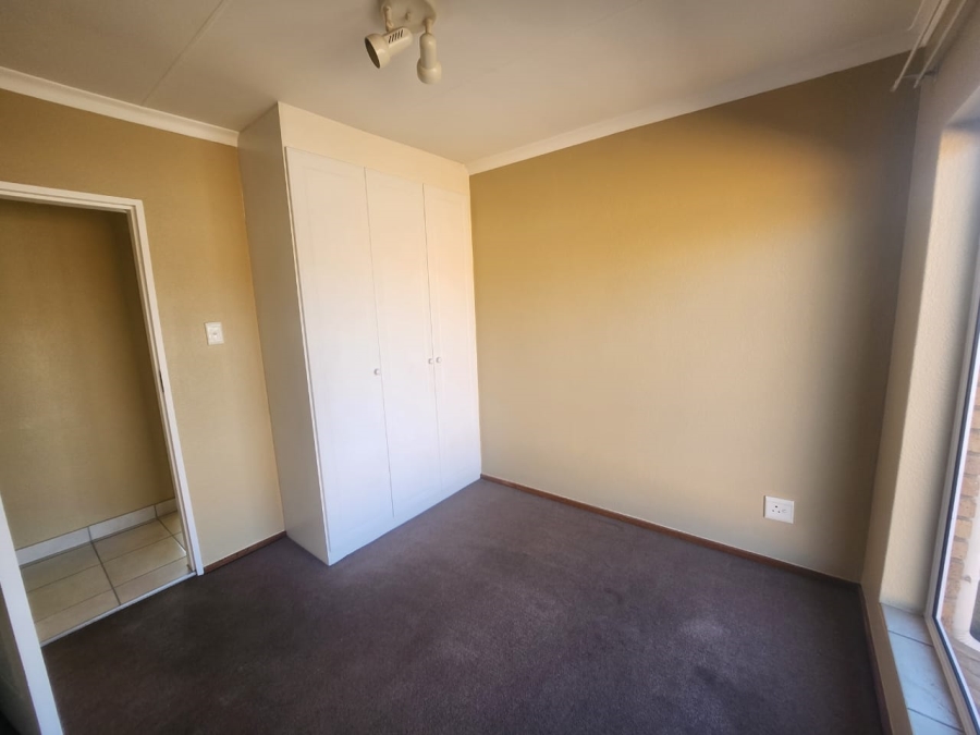 To Let 3 Bedroom Property for Rent in Ravenswood Gauteng