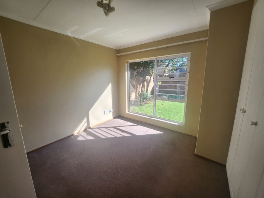 To Let 3 Bedroom Property for Rent in Ravenswood Gauteng