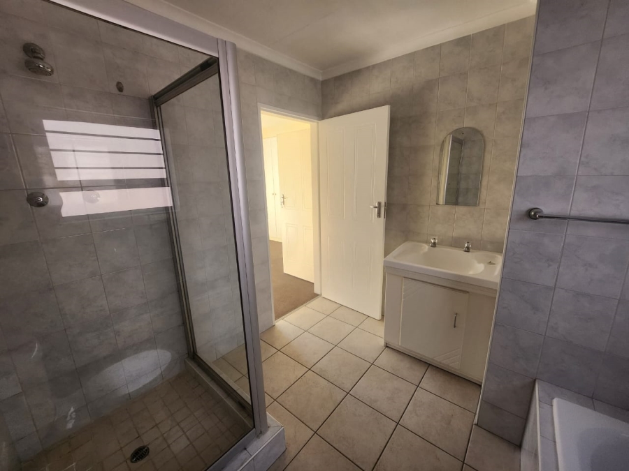 To Let 3 Bedroom Property for Rent in Ravenswood Gauteng