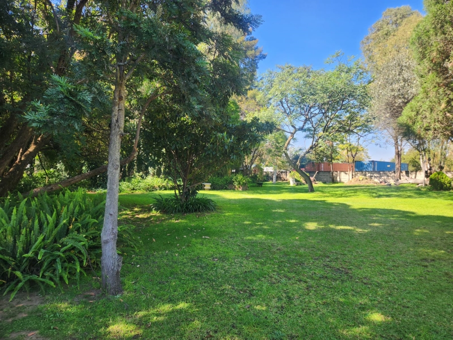 10 Bedroom Property for Sale in Glen Austin Gauteng