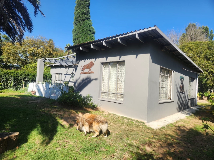 10 Bedroom Property for Sale in Glen Austin Gauteng