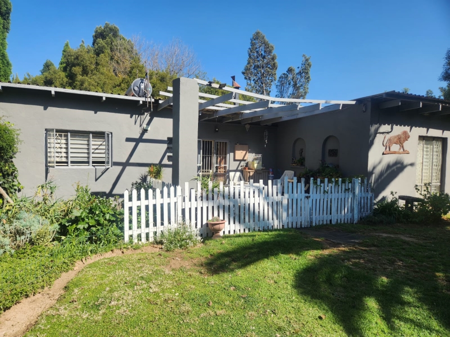 10 Bedroom Property for Sale in Glen Austin Gauteng