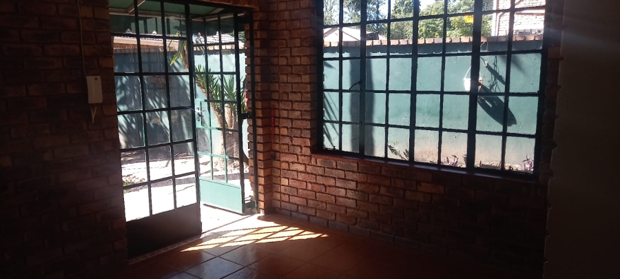 1 Bedroom Property for Sale in Ferndale Gauteng