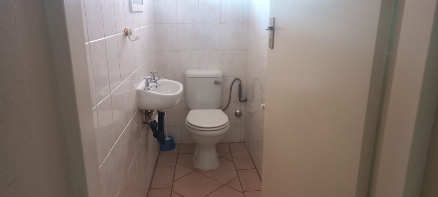 1 Bedroom Property for Sale in Ferndale Gauteng